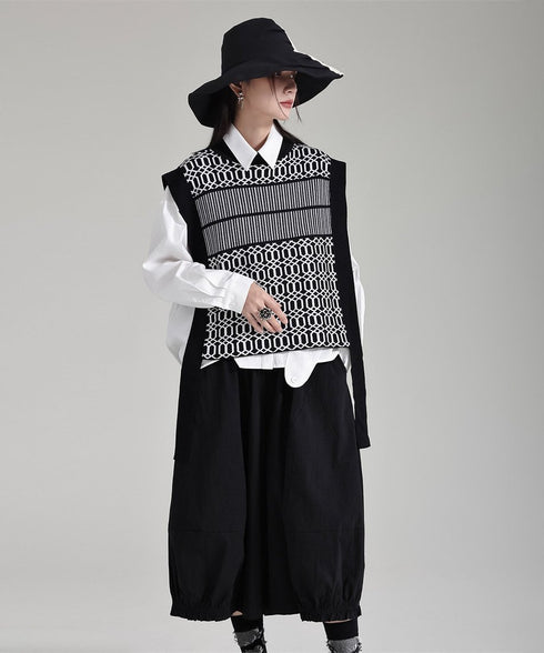 Geometric Jacquard Knit Vest